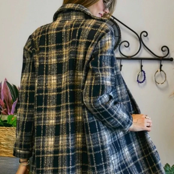 Long Flannel Plaid Shirt - Picture 3 of 8